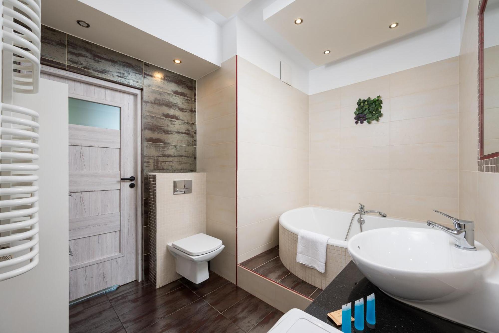 Ochota Deluxe Apartment Варшава Екстер'єр фото